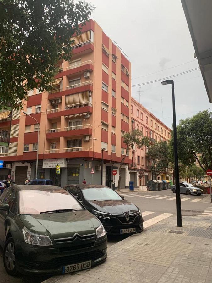 Ferienwohnung Habitacion Individual Valencia Exterior foto